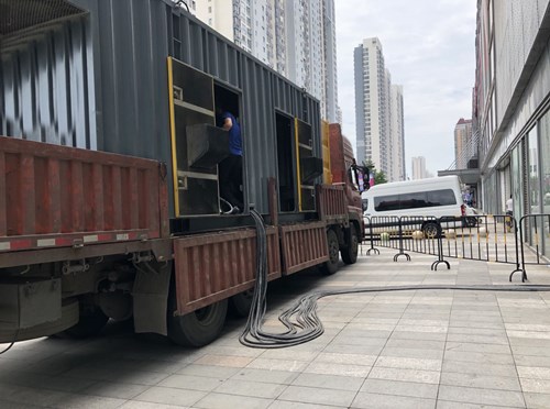 鼓楼柴油发电机空气滤清器在不同季节的更换周期是否有差异？